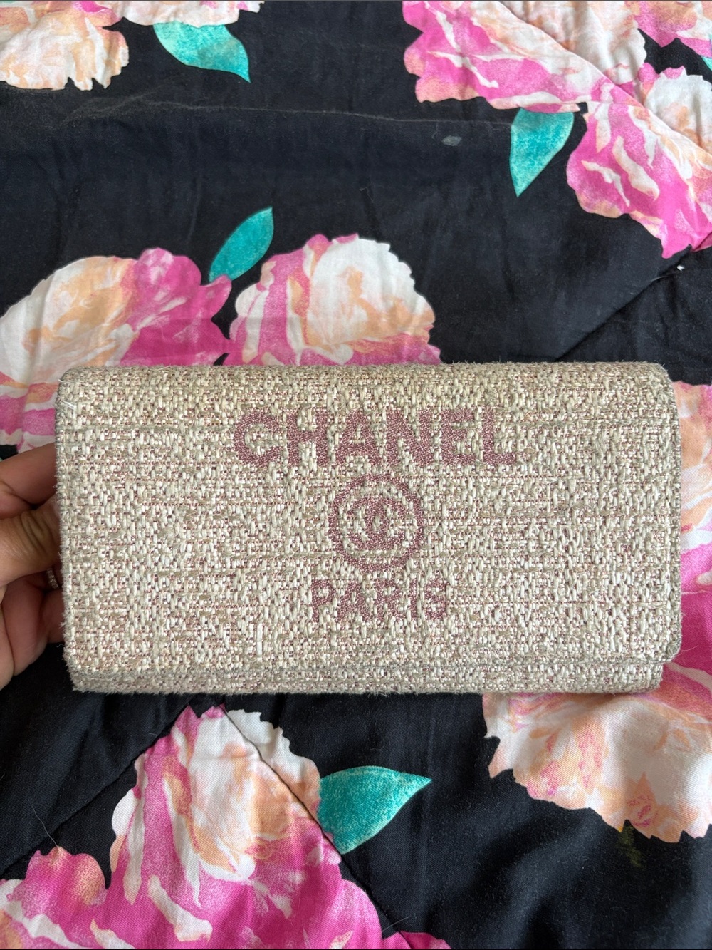 CHANEL Deauville Tweed Flap Wallet - Picture 16 of 16